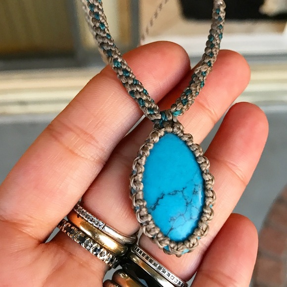 Sold turquoise adjustable macrame choker necklace - Picture 3 of 8